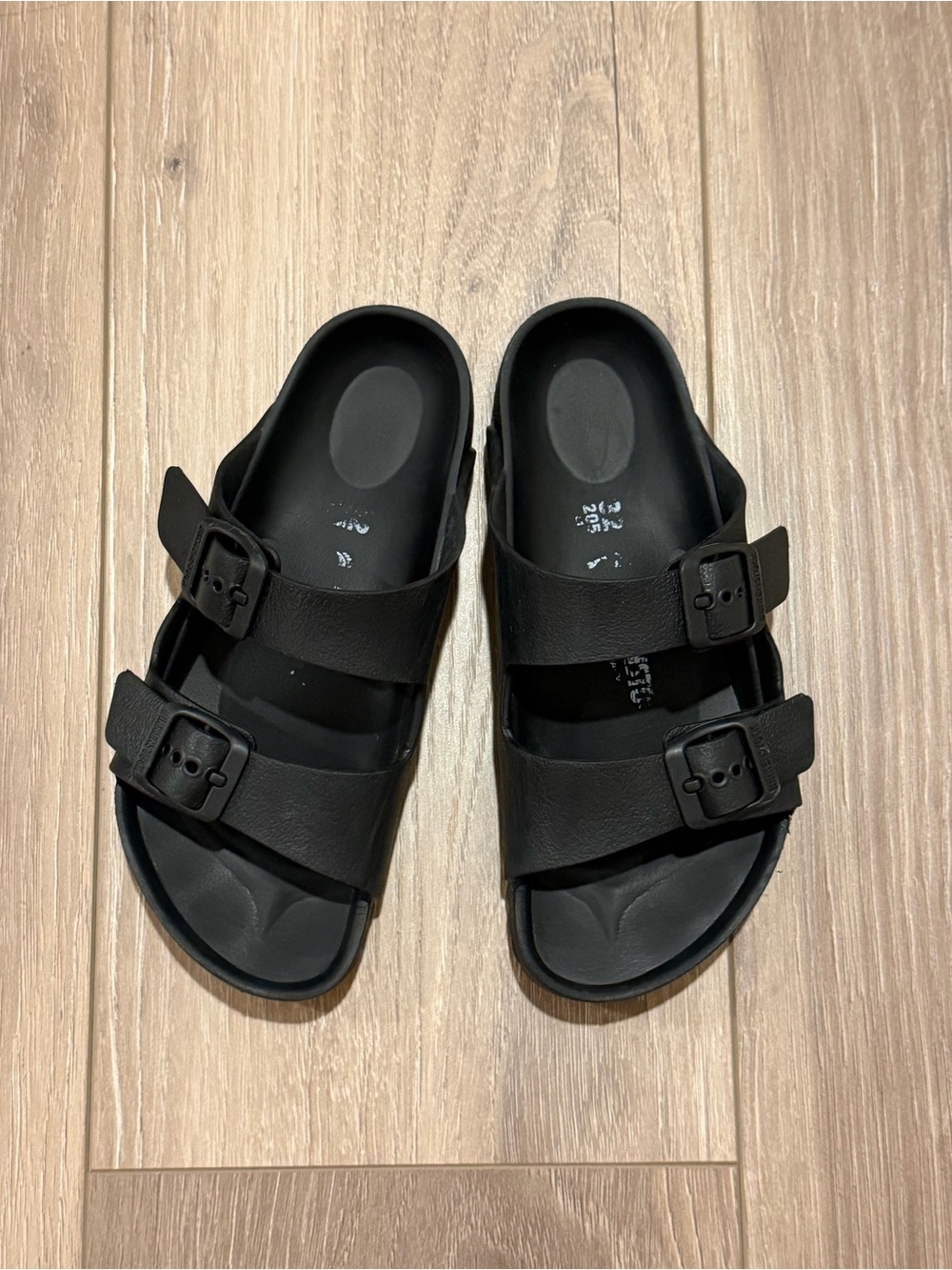 Size 32(1-1.5) Birkenstock Kids Arizona EVA Slide Sandals - Black